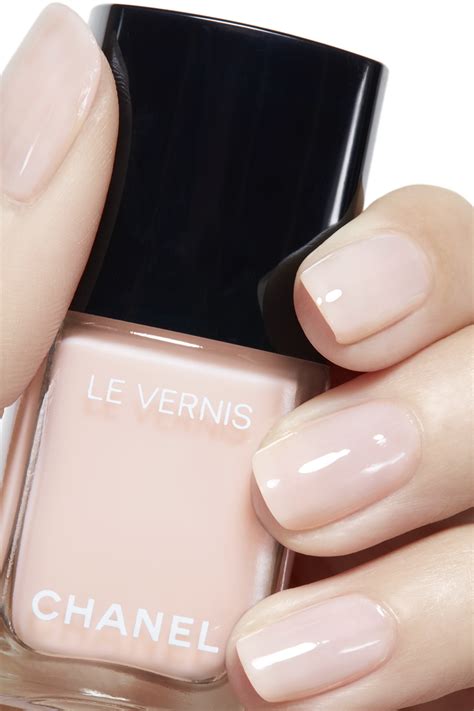 ballerina le vernis nail color.